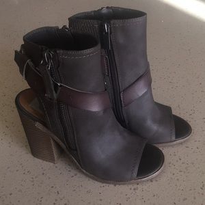 dv grey open toe booties